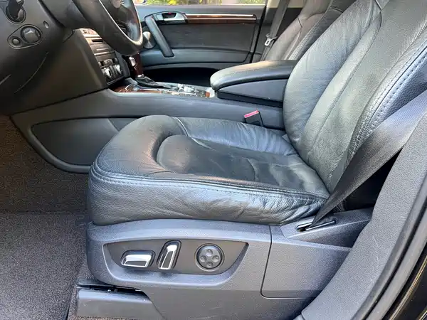 Audi Q7 2011