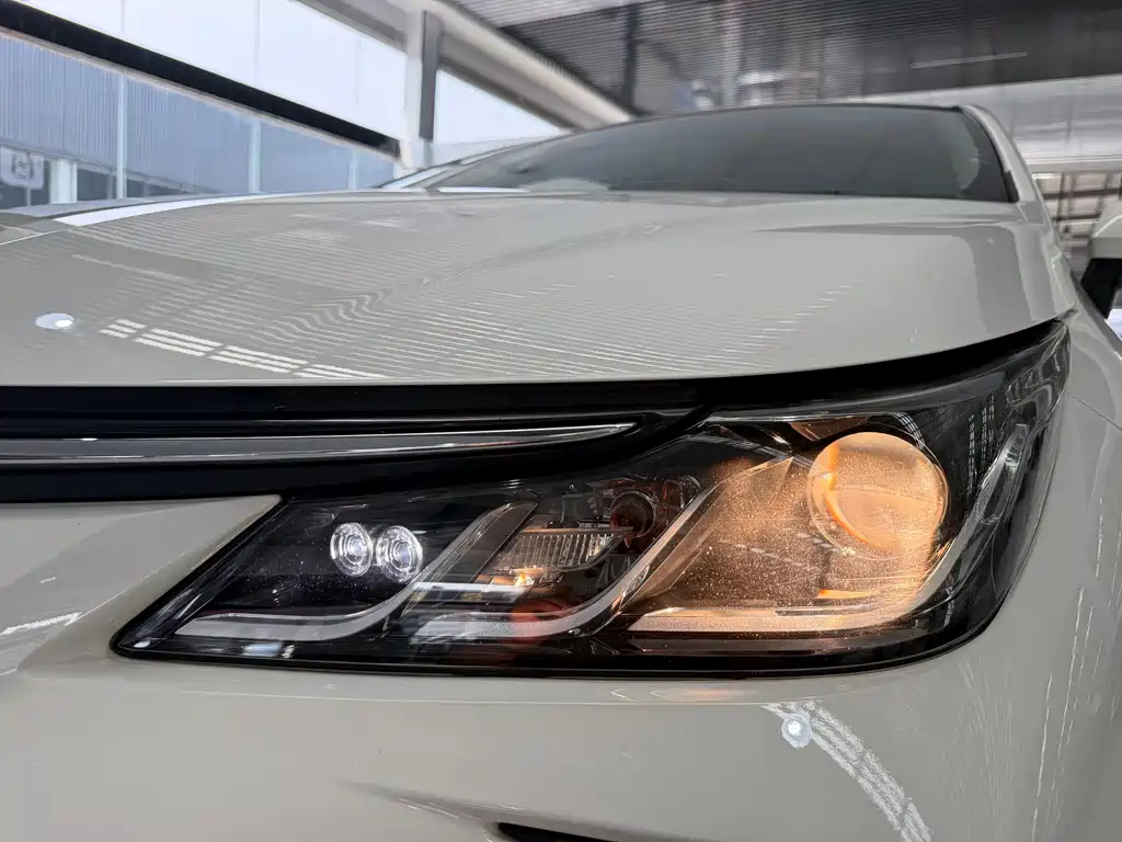 Toyota Corolla 2022 — фото 10