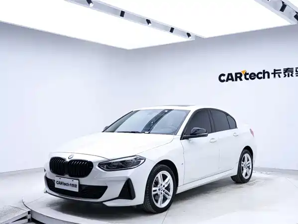 BMW 1 Series 2022