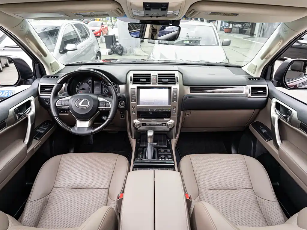 Lexus GX 2022 — фото 14