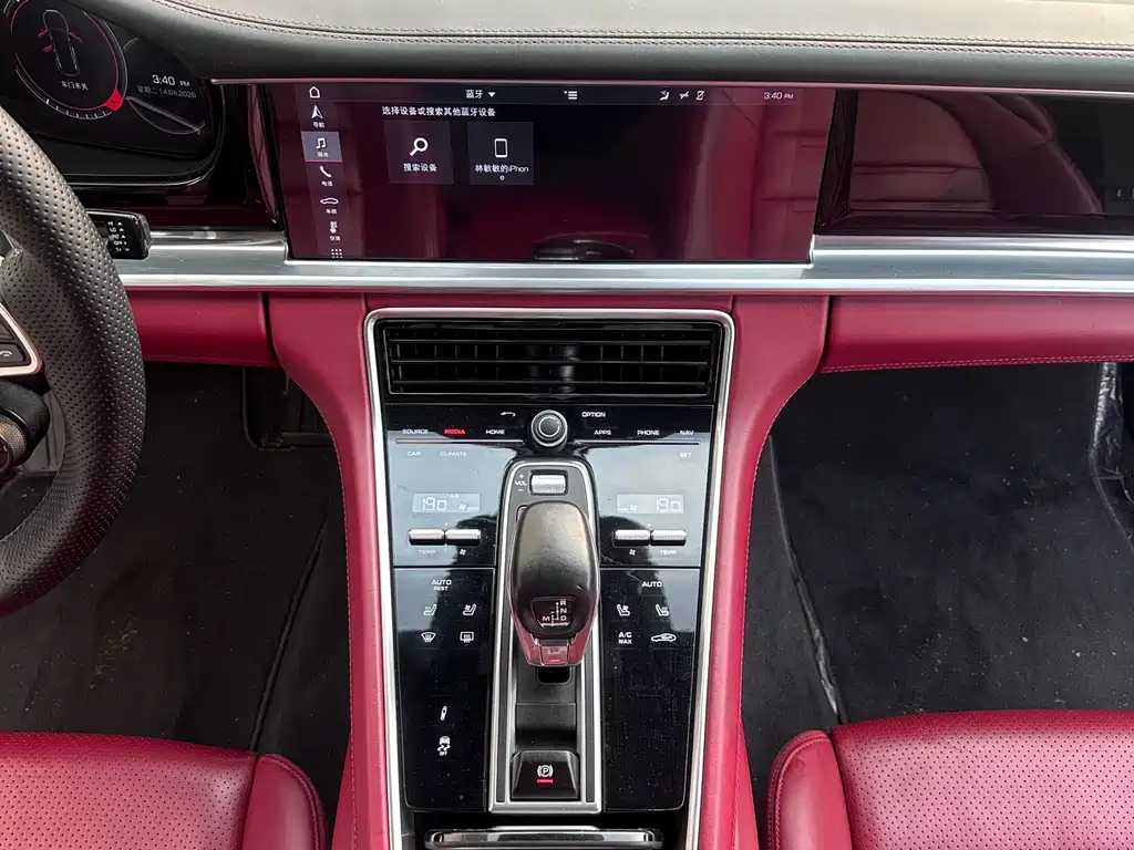 Porsche Panamera 2019 — фото 11