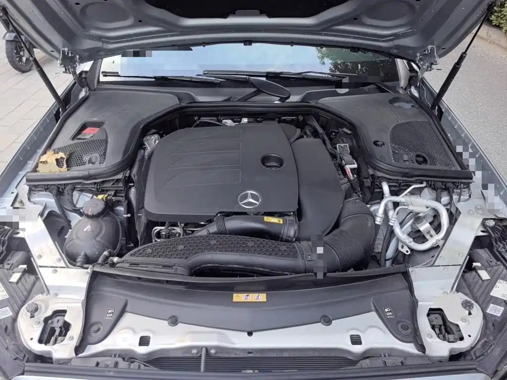 Mercedes-Benz E-Class 2023 — фото 16