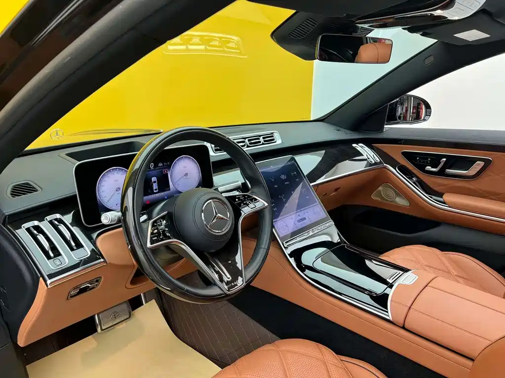 Mercedes-Benz Maybach S-Class 2022 — фото 3