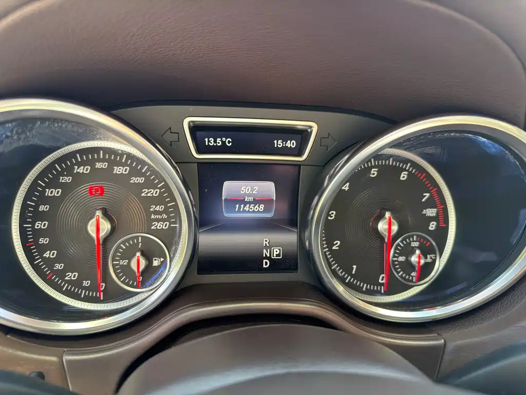 Mercedes-Benz GLE 2017 — фото 18