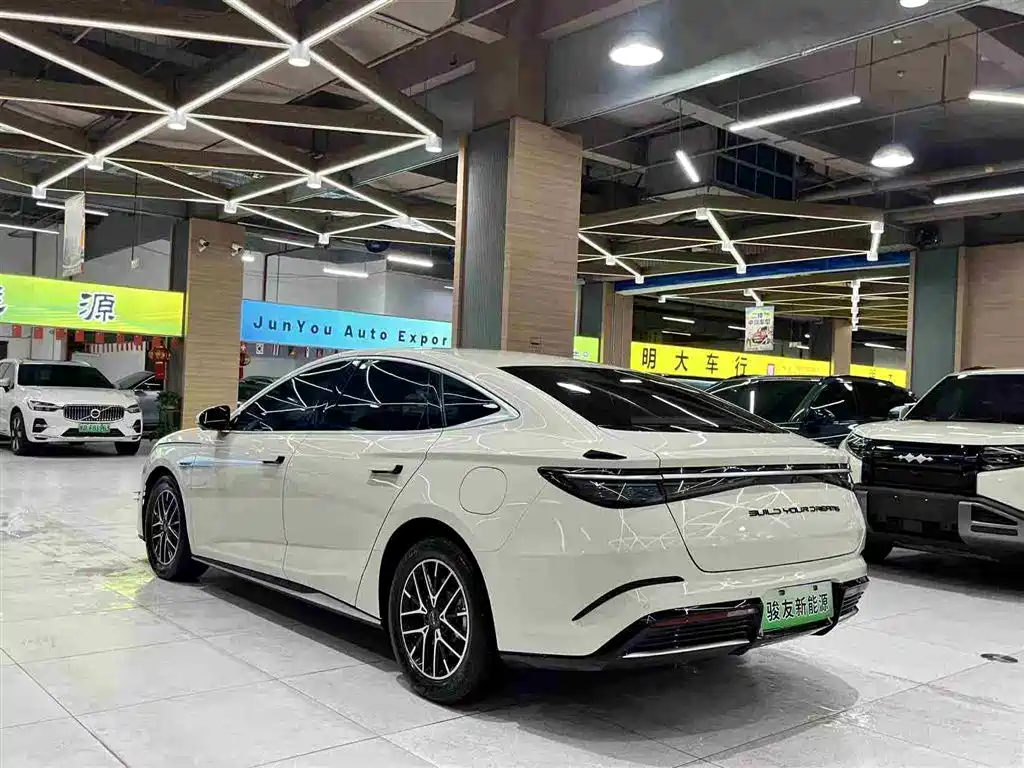 BYD Seal 2024 — фото 4