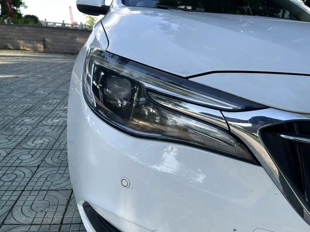 Buick Excelle 2018 — фото 8