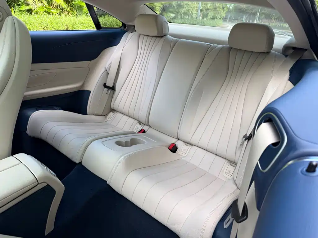 Mercedes-Benz E-Class 2022 — фото 13