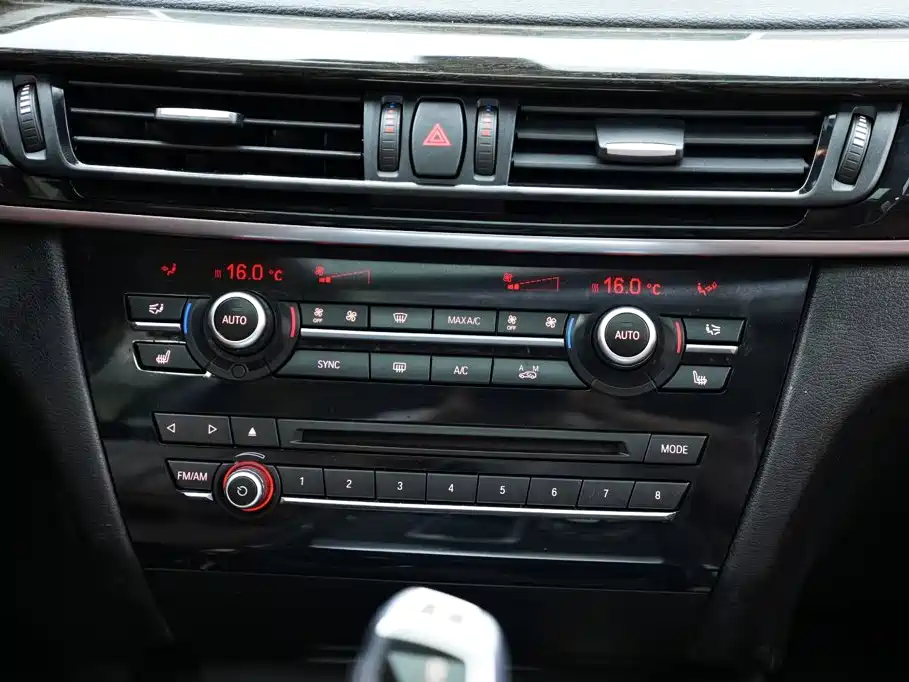 BMW X5 2015 — фото 14
