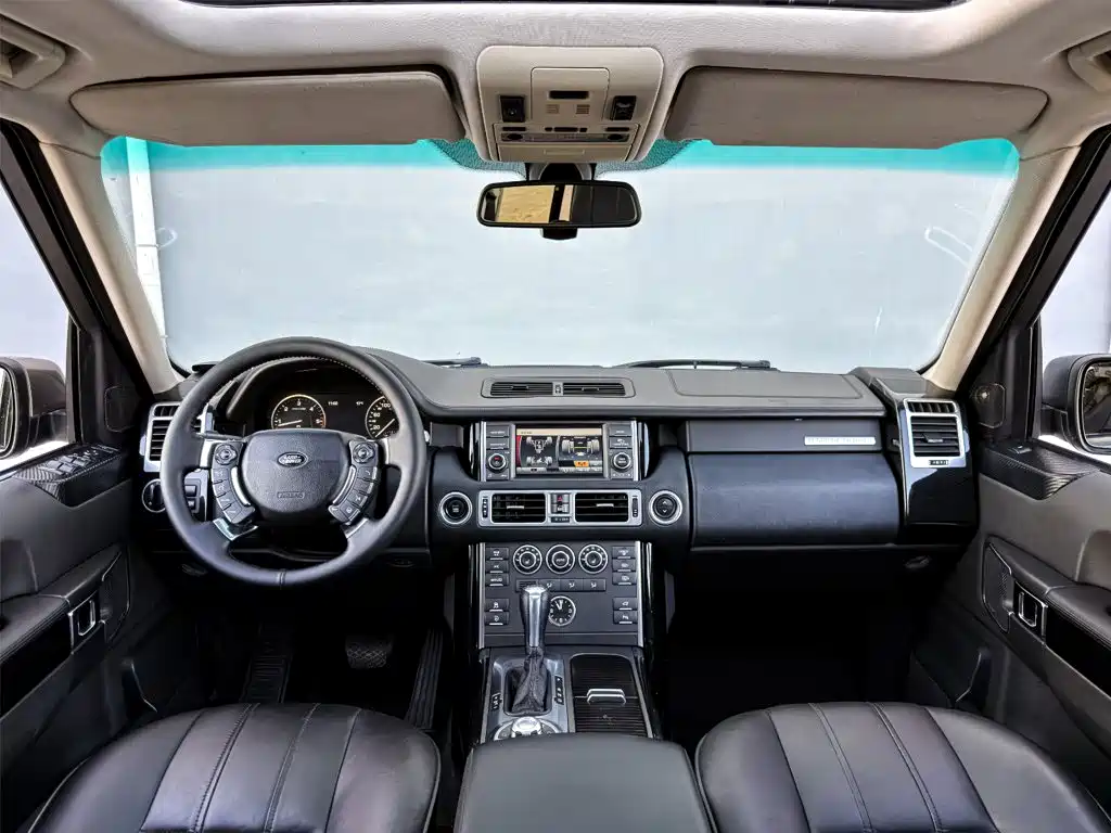 Land Rover Range Rover 2010 — фото 17