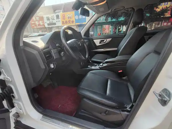 Mercedes-Benz GLK-Class 2011