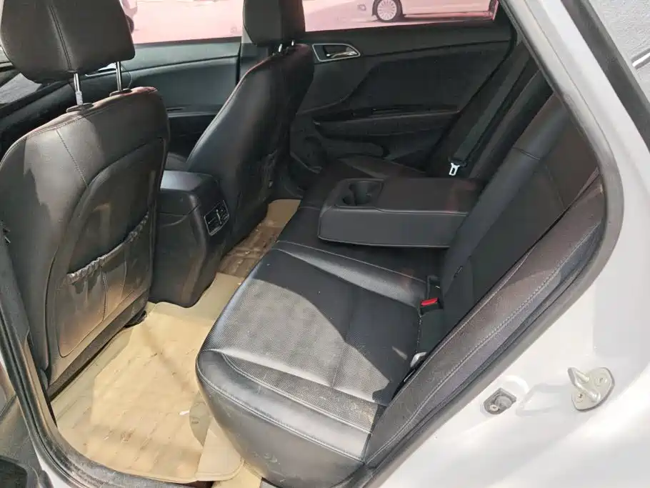Hyundai Mistra 2014 — фото 11