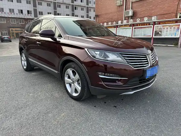 Lincoln MKC 2018