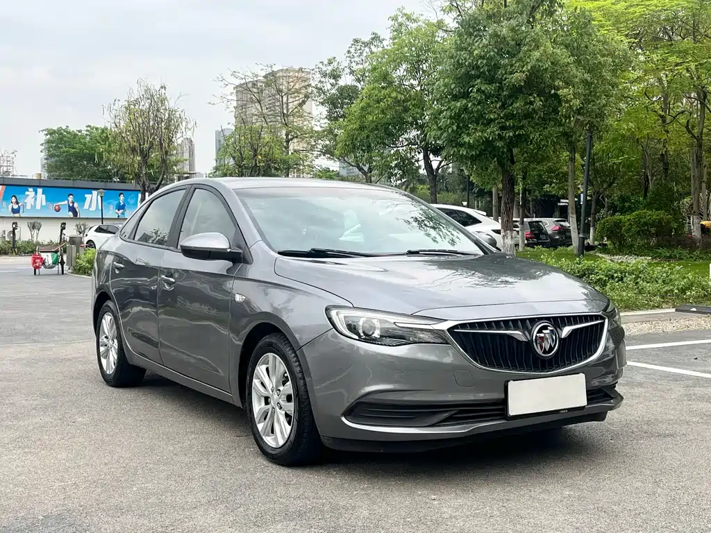 Buick Excelle 2018 — фото 3