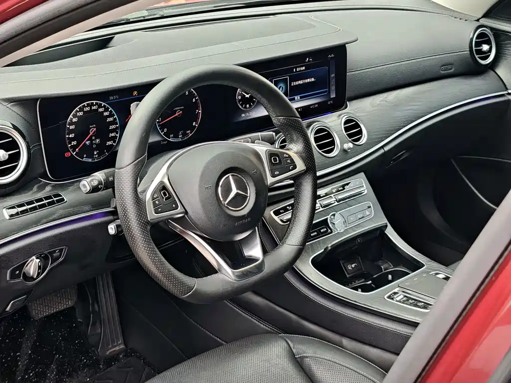 Mercedes-Benz E-Class 2019 — фото 9