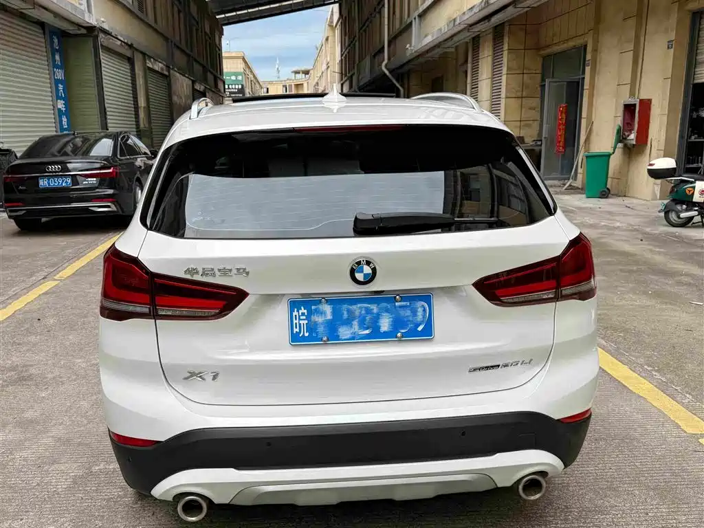BMW X1 2022 — фото 11