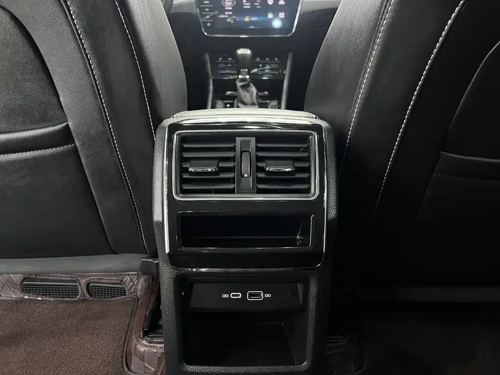 Skoda Speedy 2024 — фото 15
