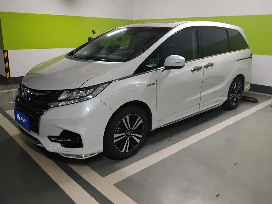 Honda Odyssey 2021 — фото 1