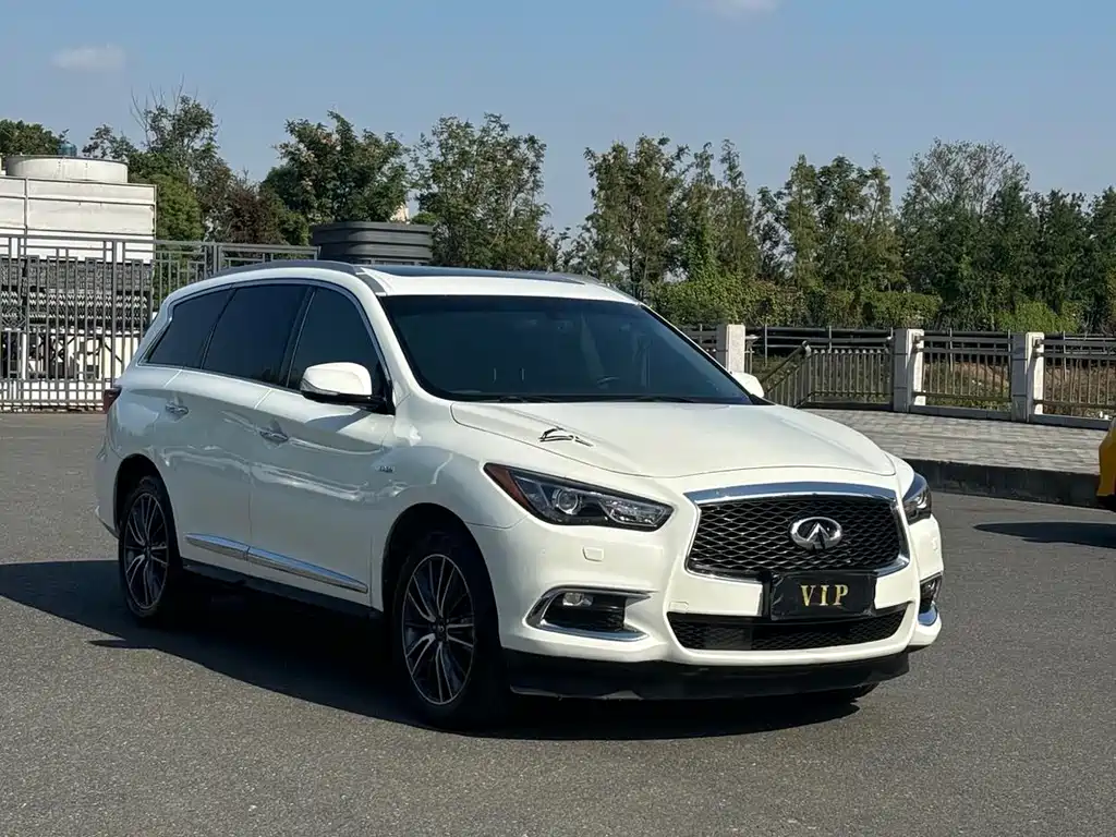 Infiniti QX60 2018 — фото 19