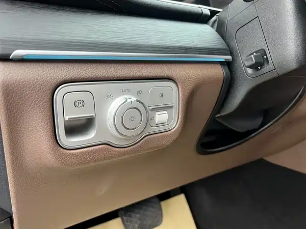 Mercedes-Benz GLE 2025