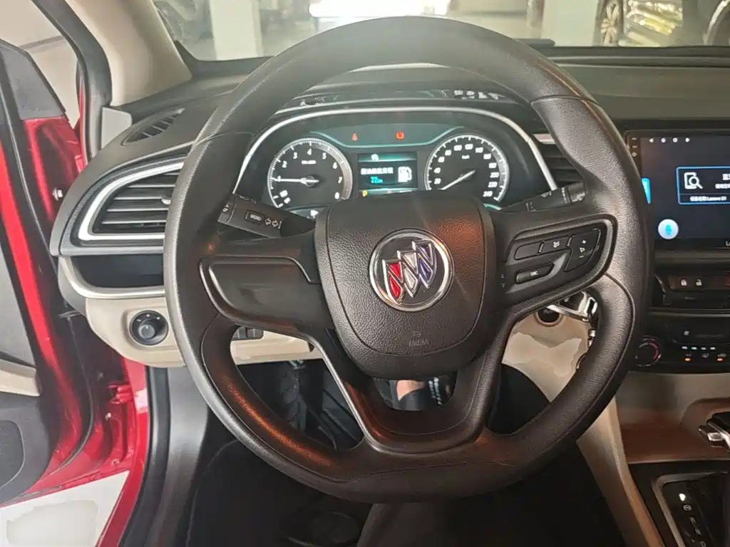 Buick Excelle 2016 — фото 11