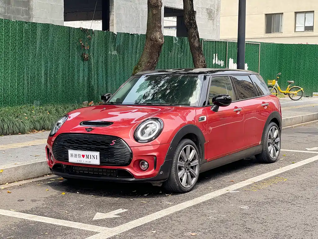 MINI Clubman 2020 — фото 1
