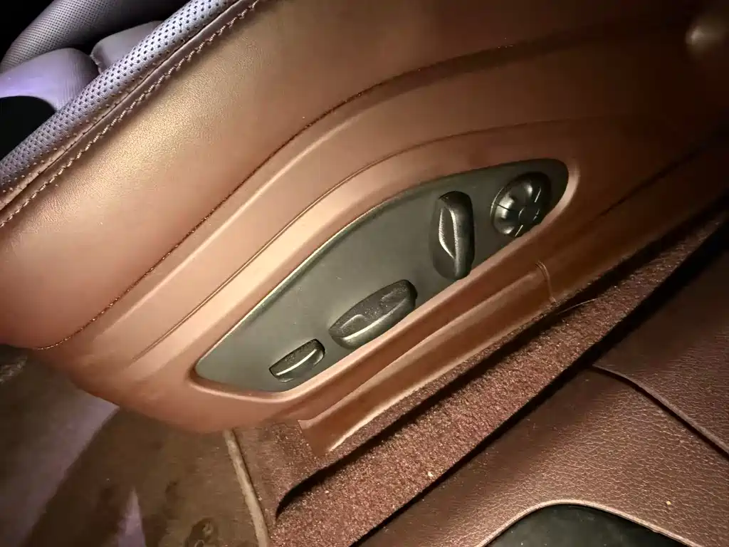 Porsche Panamera 2023 — фото 10