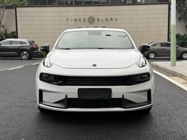 Lynk & Co 03 2019