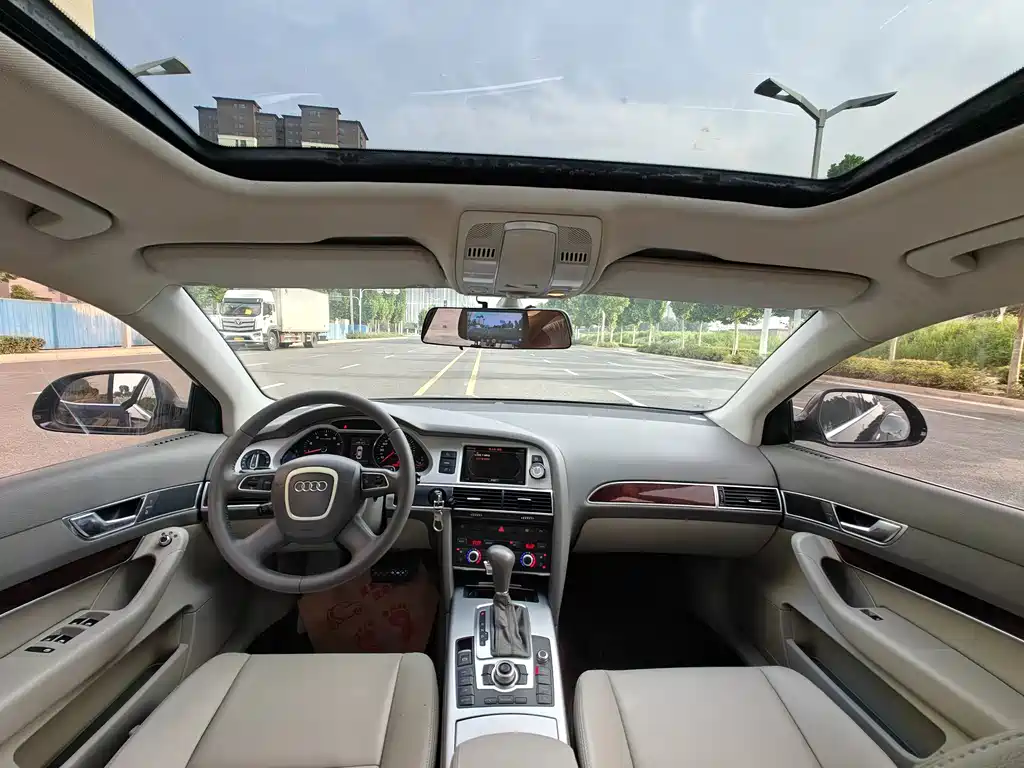 Audi A6L 2012