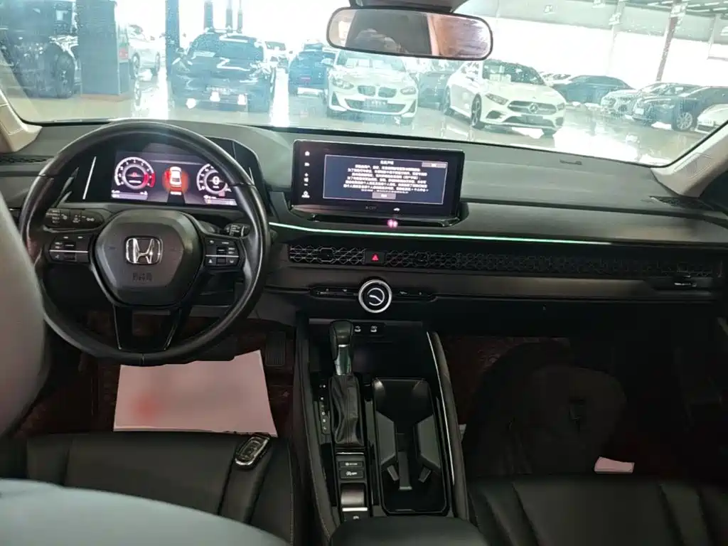 Honda Accord 2024 — фото 10