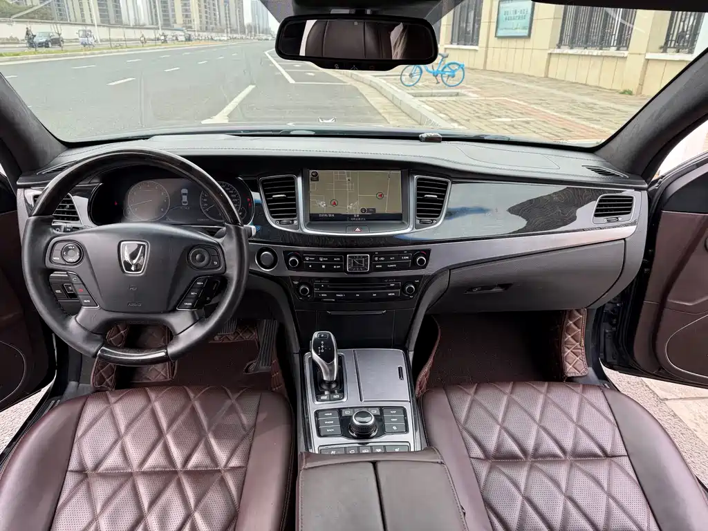 Hyundai Equus 2014 — фото 10