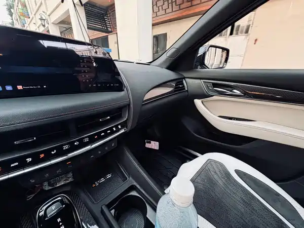 Cadillac CT5 2025