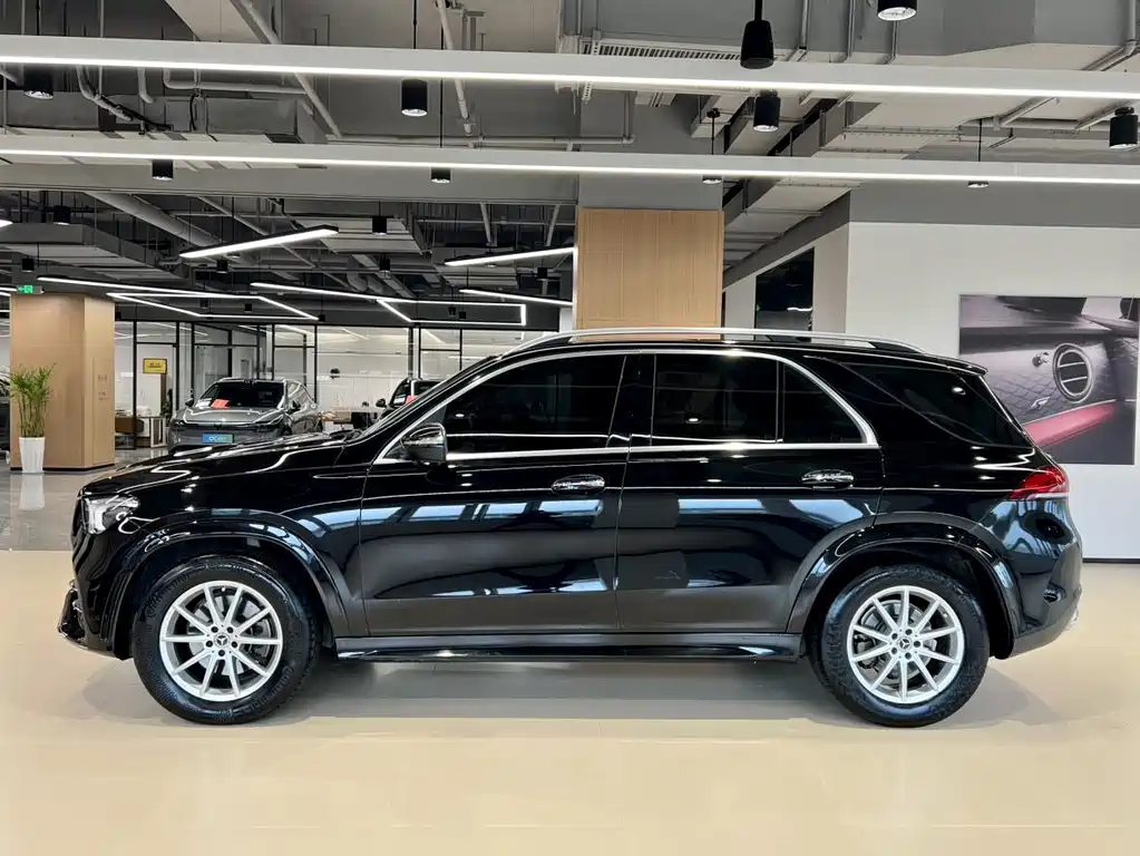 Mercedes-Benz GLE 2021