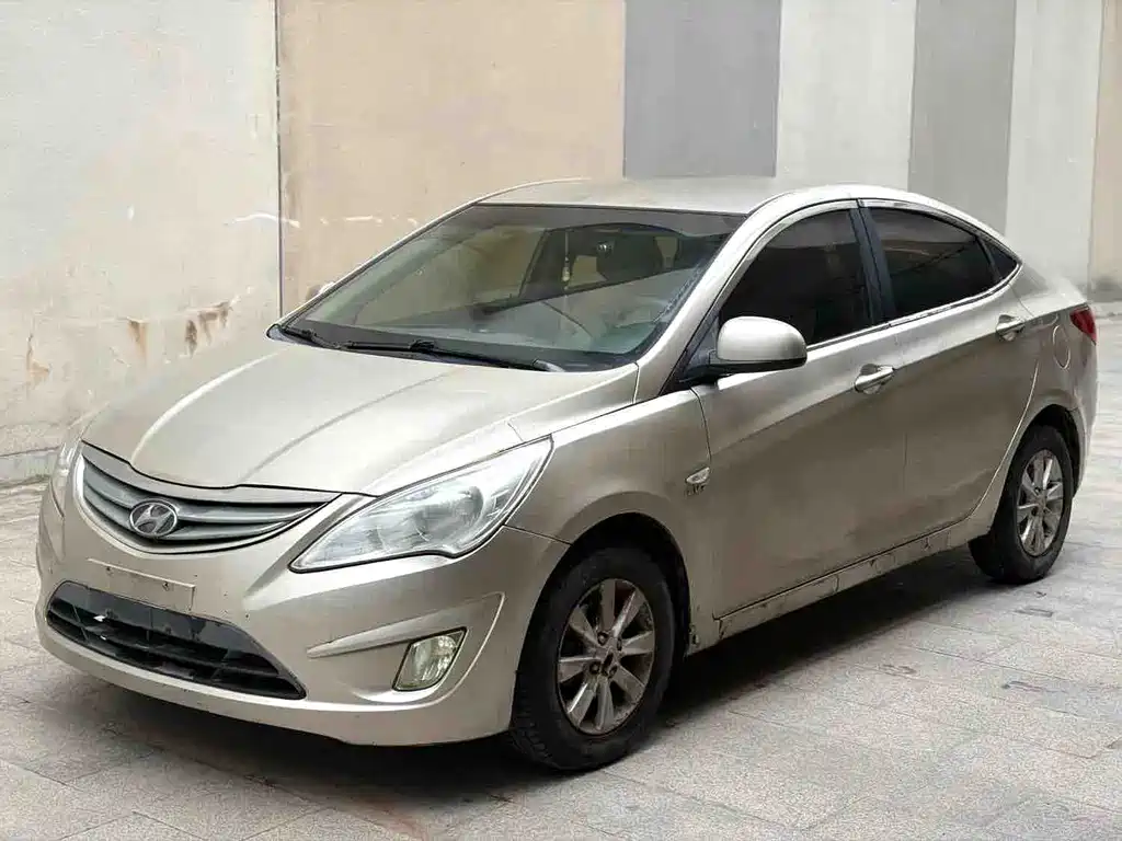 Hyundai Accent 2011