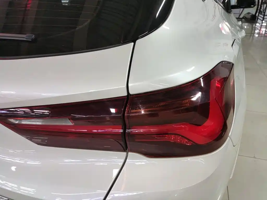 BMW X2 2021 — фото 8