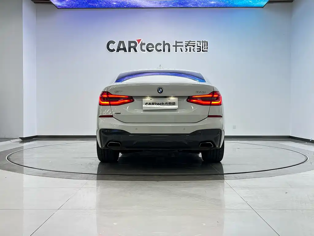 BMW 6 Series GT 2018 — фото 24
