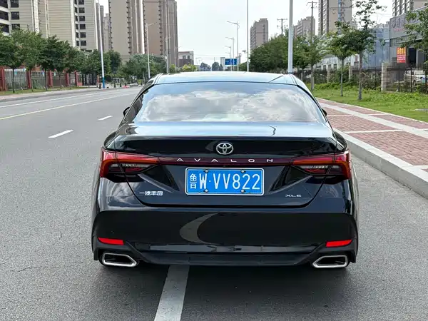 Toyota Avalon 2019