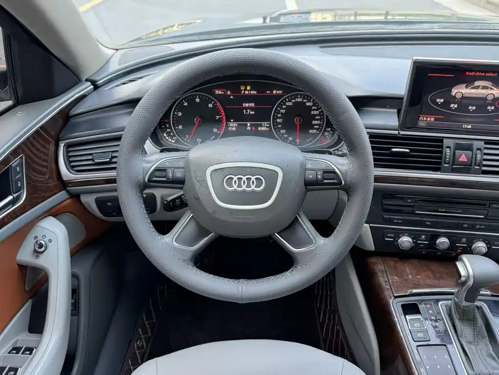 Audi A6L 2015 — фото 13