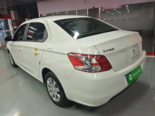 Peugeot 301 2017