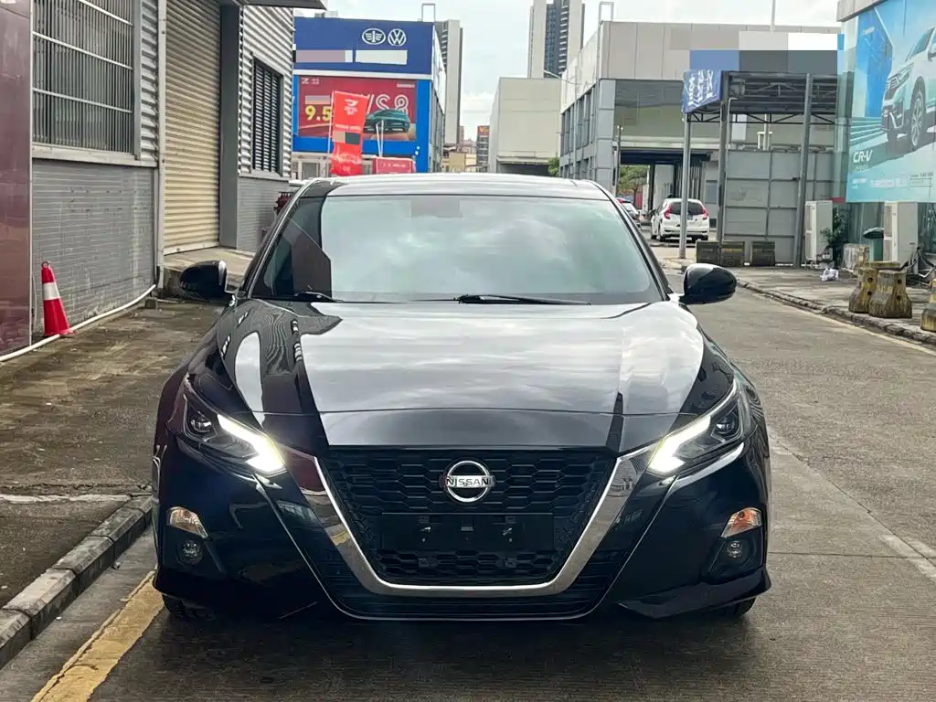 Nissan Teana 2022
