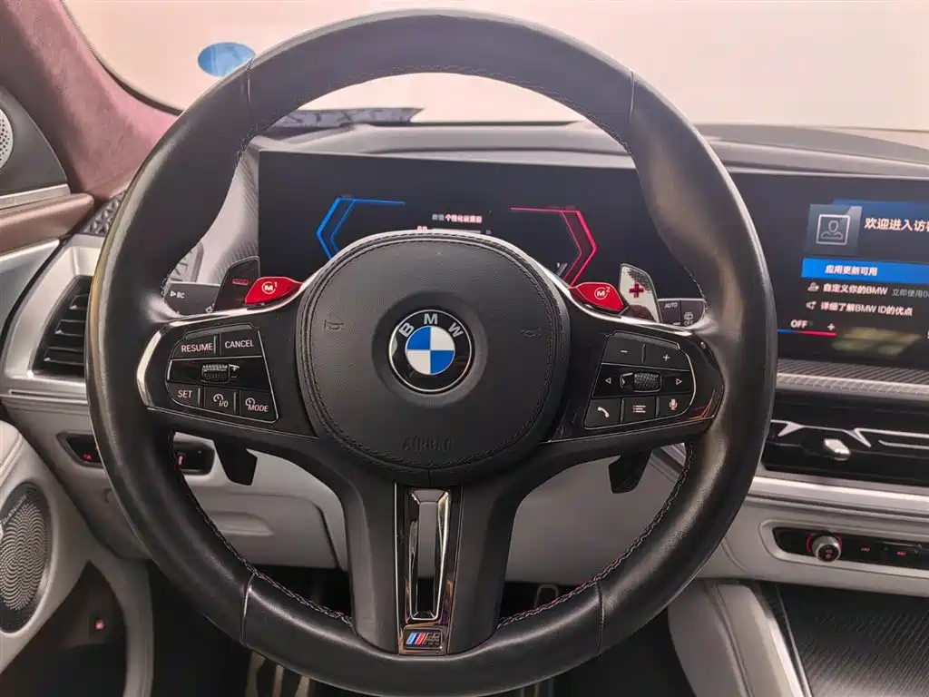 BMW XM 2023 — фото 14