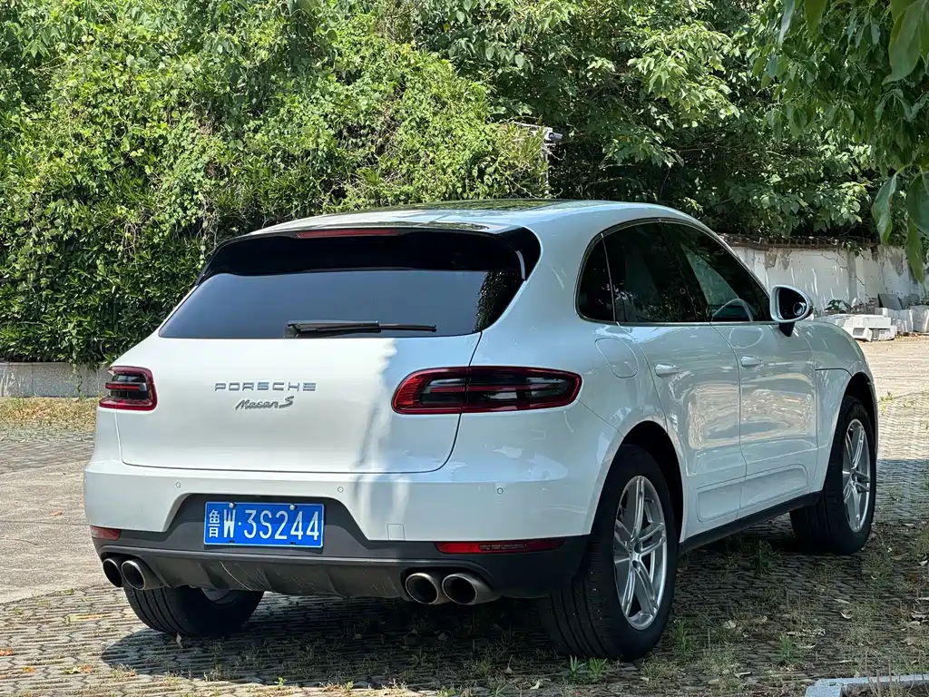 Porsche Macan 2017 — фото 7
