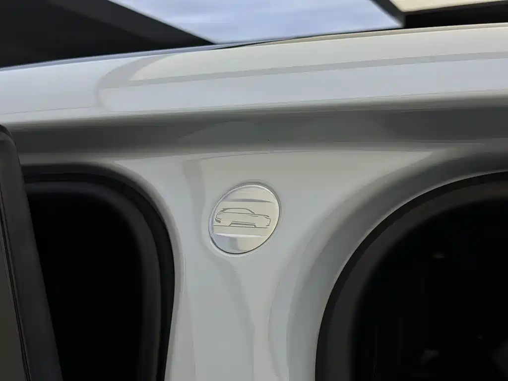 Land Rover Velar 2020 — фото 23