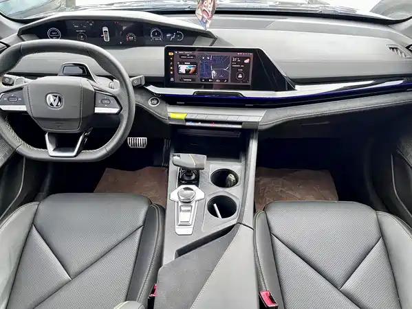 Changan UNI-V 2022