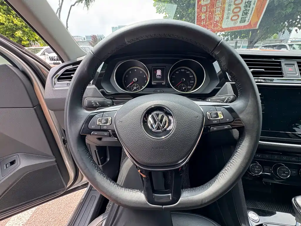 Volkswagen Tiguan L 2020