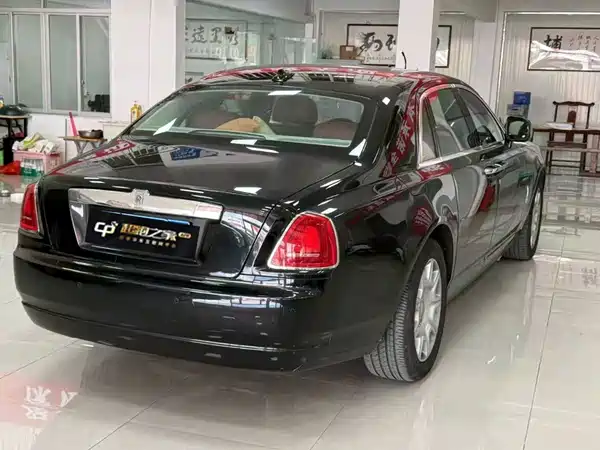 Rolls-Royce Ghost 2012