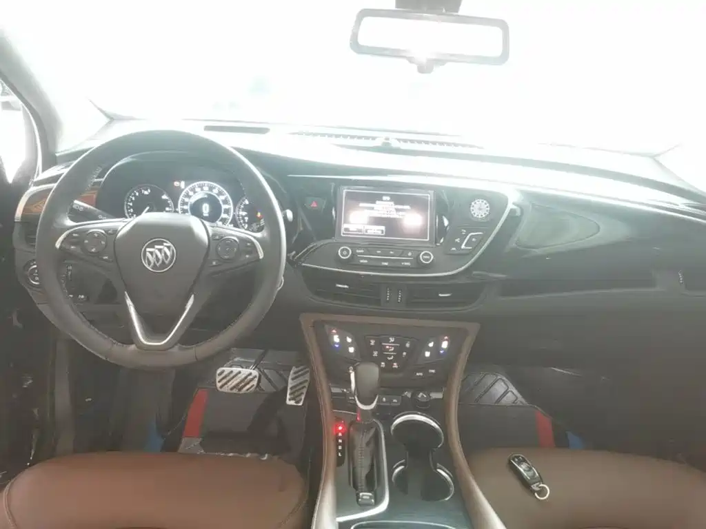 Buick Envision Plus 2018 — фото 10