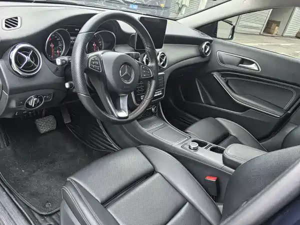 Mercedes-Benz GLA 2018
