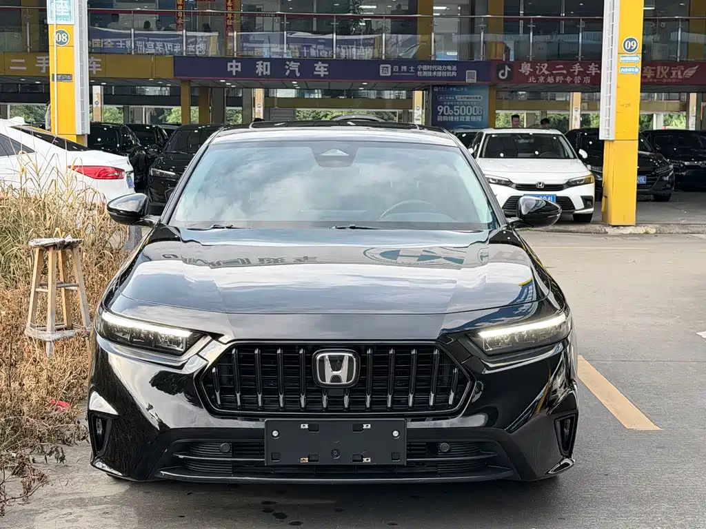Honda Inspire 2023 — фото 2