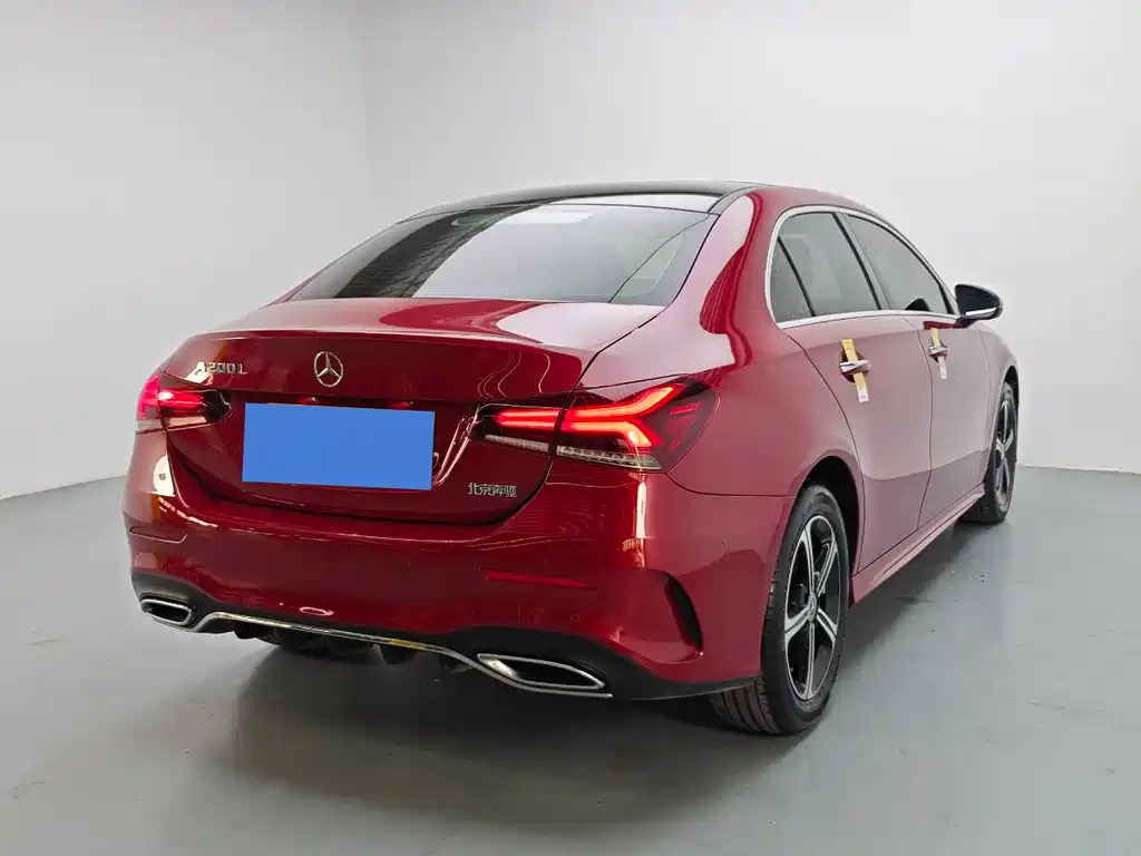 Mercedes-Benz A-Class 2023 — фото 5