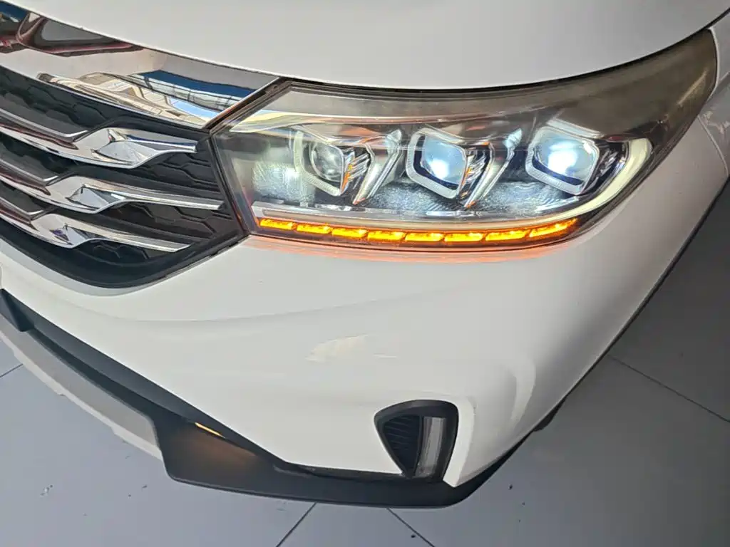 GAC Trumpchi GS4 2019 — фото 24